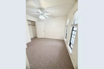 728 W San Antonio Street #106A, Lockhart, TX 78644 - Photo 9