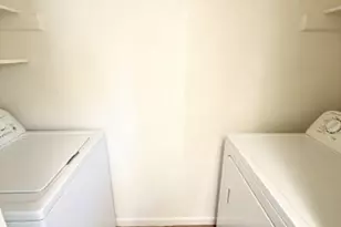 728 W San Antonio St, Lockhart, TX 78644 - Photo 9