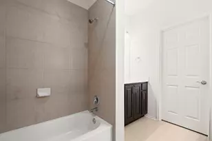 4513 Kocurek St, Austin, TX 78723 - Photo 15