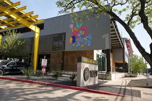 1123 Omega Ave, Austin, TX 78721 - Photo 33