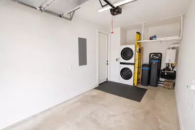 1123 Omega Avenue #1, Austin, TX 78721 - Photo 29