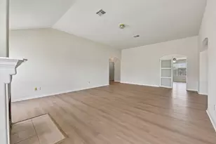 11809 Dunfries Ln, Austin, TX 78754 - Photo 7