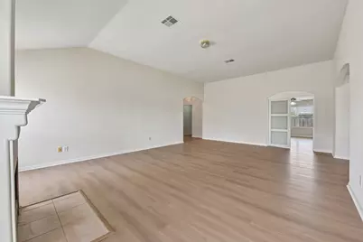 11809 Dunfries Lane, Austin, TX 78754 - Photo 9