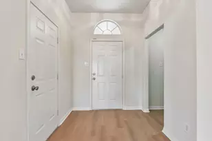 11809 Dunfries Ln, Austin, TX 78754 - Photo 3