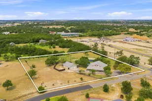 102 Valley View Dr E, Leander, TX 78641 - Photo 39