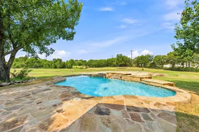 102 Valley View Drive E, Leander, TX 78641 - Photo 27