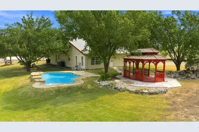 102 Valley View Drive E, Leander, TX 78641 - Photo 29