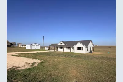 1742 Martinez Road, Yoakum, TX 77995 - Photo 3