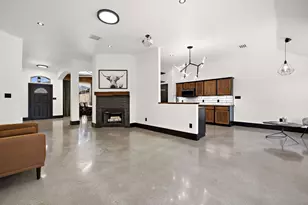 100 Whitfield St, Hutto, TX 78634 - Photo 9