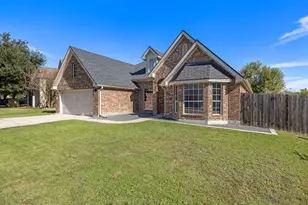 100 Whitfield St, Hutto, TX 78634 - Photo 3