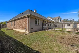 100 Whitfield St, Hutto, TX 78634 - Photo 31