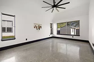 100 Whitfield St, Hutto, TX 78634 - Photo 17