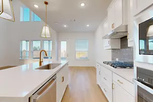 2036 Lolo Ln, Leander, TX 78641 - Photo 5