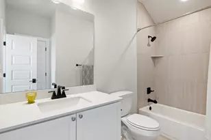 1005 Sage Thrasher Cir, Dripping Springs, TX 78620 - Photo 27