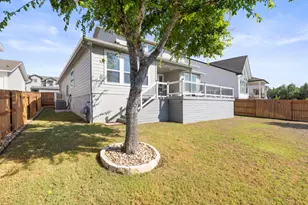 1005 Sage Thrasher Cir, Dripping Springs, TX 78620 - Photo 33