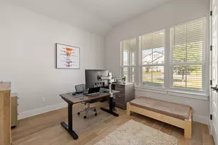 1005 Sage Thrasher Cir, Dripping Springs, TX 78620 - Photo 17