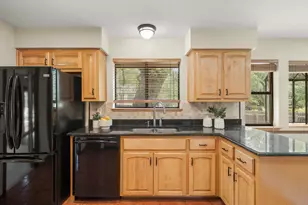 10804 Buckthorn Dr, Austin, TX 78759 - Photo 9