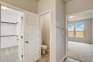 108 Peruvian Ln, Georgetown, TX 78626 - Photo 27