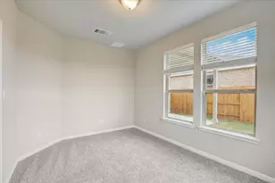 108 Peruvian Ln, Georgetown, TX 78626 - Photo 33