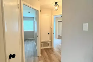 12214 Thompkins Dr, Austin, TX 78753 - Photo 9