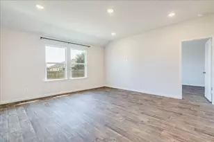 136 Medinah Ln, San Marcos, TX 78666 - Photo 9