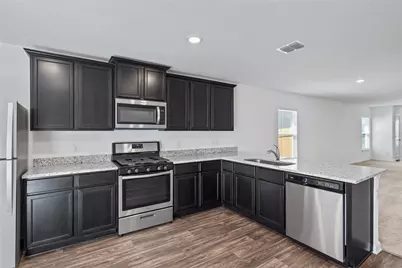 3927 Trail De Paris, New Braunfels, TX 78132 - Photo 9