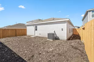 3927 Trail de Paris, New Braunfels, TX 78132 - Photo 25