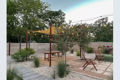 2013 Tillotson Avenue, Austin, TX 78702 - Photo 31