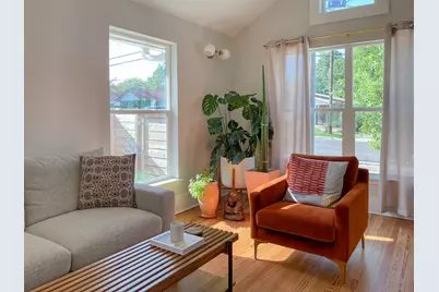 2013 Tillotson Avenue, Austin, TX 78702 - Photo 5