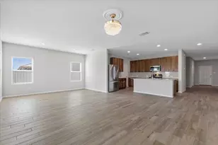 261 Hortus Dr, Kyle, TX 78640 - Photo 7
