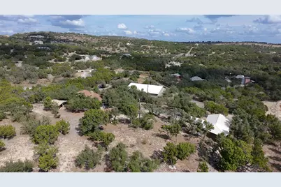21201 Kathy Lane, Spicewood, TX 78669 - Photo 29