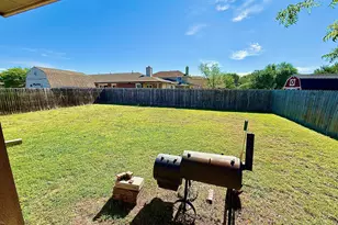 133 Paige Bend, Hutto, TX 78634 - Photo 17