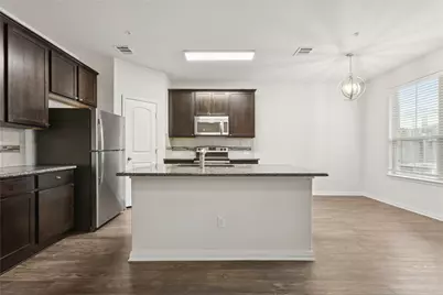 1200 S 10th Street #803, Pflugerville, TX 78660 - Photo 5