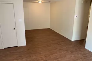 419 Live Oak St, Kyle, TX 78640 - Photo 5