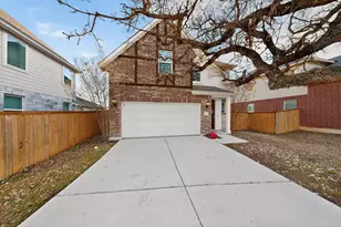 639 Pheasant Hill Ln, Georgetown, TX 78628 - Photo 3