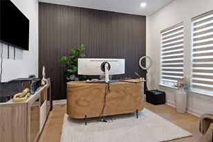 682 Two Creeks Ln, Austin, TX 78737 - Photo 33