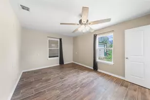305 Way Cross Rd, San Antonio, TX 78264 - Photo 13