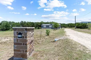 106 Augusta Pl Dr, Liberty Hill, TX 78642 - Photo 1