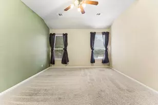 100 Sandy Lyle Cove, Round Rock, TX 78664 - Photo 13