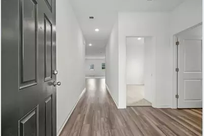 516 Wedemeyer Street, Taylor, TX 76574 - Photo 3