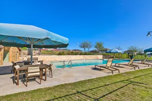 725 Liard River Rd, Hutto, TX 78634 - Photo 21