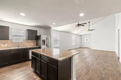 725 Liard River Road, Hutto, TX 78634 - Photo 7
