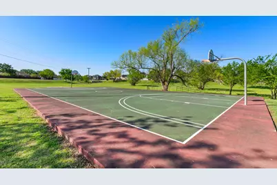 725 Liard River Road, Hutto, TX 78634 - Photo 23