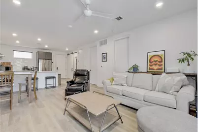 2709 E 5th Street #2305, Austin, TX 78702 - Photo 3