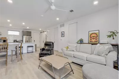 2709 E 5th Street #2305, Austin, TX 78702 - Photo 3