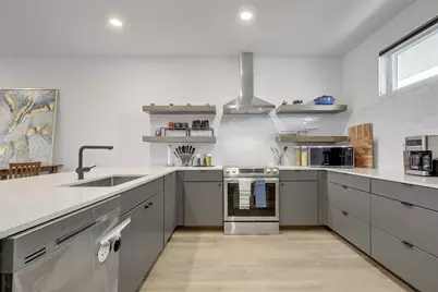 2709 E 5th Street #2305, Austin, TX 78702 - Photo 7