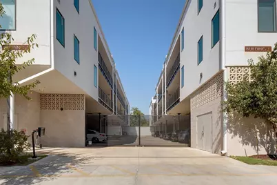 2709 E 5th Street #2305, Austin, TX 78702 - Photo 19