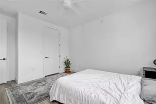 2709 E 5th St, Austin, TX 78702 - Photo 9