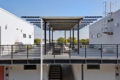 2709 E 5th Street #2305, Austin, TX 78702 - Photo 17