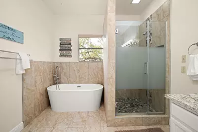 25420 Cove Drive, Spicewood, TX 78669 - Photo 21